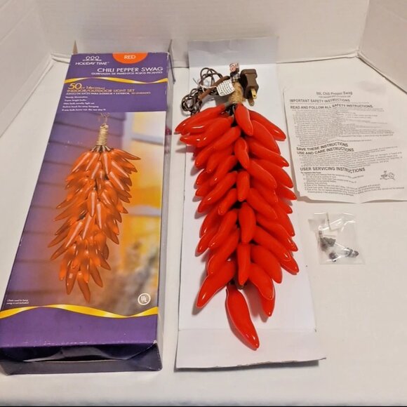 Red Chili Pepper Cluster Swag 50Ct Bunch Hanging Lights Decor Party Holiday Time - Picture 1 of 13